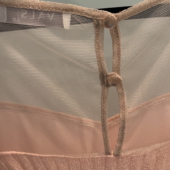 Shimmering pleated party dress dust pink salmonVal’s from Turkey - Picture 9 of 12